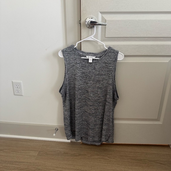 Linen Blend Tank - Picture 1 of 4
